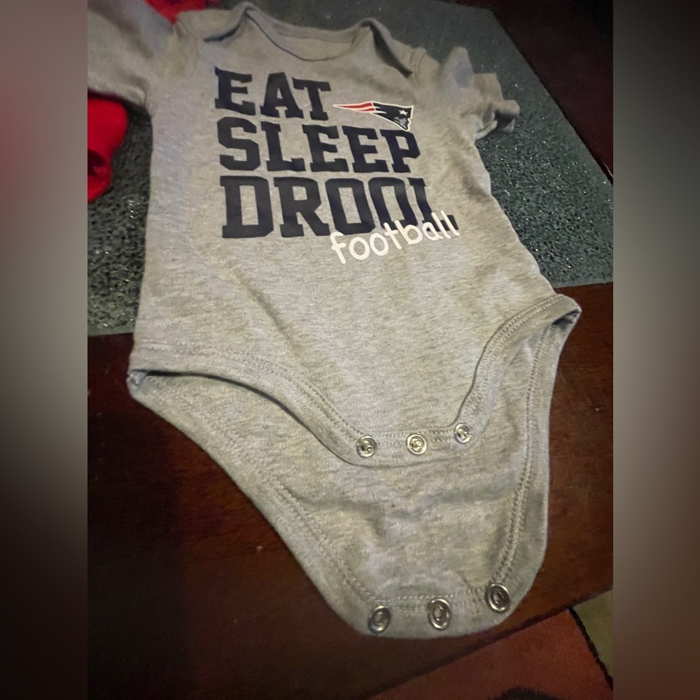 3~Patriots Onesies One Piece Snap Suit Baby 0-3 Month Red/White/Blue 100%Cotton - Picture 6 of 10